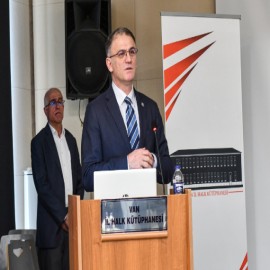 "Kitap okuma işini çok seviyorum"