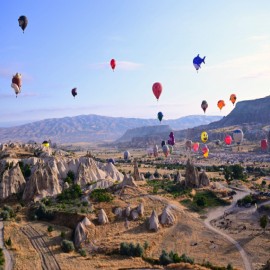 Peribacaları üzerinde masalsı yolculuk başladı